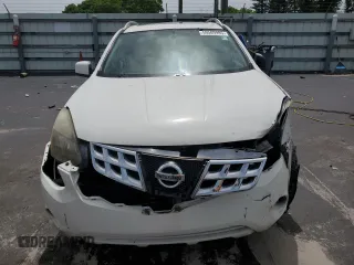 2011 Nissan Rogue SV z VIN JN8AS5MT4BW180927, wystawiony jako Copart lot #59509995 z przebiegiem 90 857 mil mil oraz Szkoda całkowita • Salvage title. Historia ofert i sprzedaży dostępna na DreamBid. Obrazek 5.