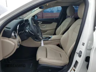 2019 Mercedes-Benz C 300 with VIN 55SWF8DB6KU311342, listed as a Copart auction lot 58994665 with 97,704 mi miles and Salvage title. Bid and sale history available at DreamBid. Image 7.