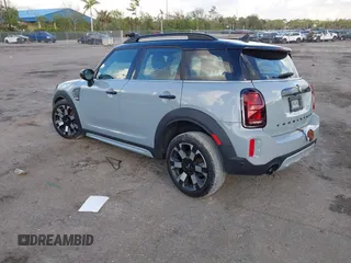 2024 MINI Countryman Cooper S with VIN WMZ53BR01R3R51959, listed as a IAAI auction lot 41187692 with 7,177 mi miles and . Bid and sale history available at DreamBid. Image 3.
