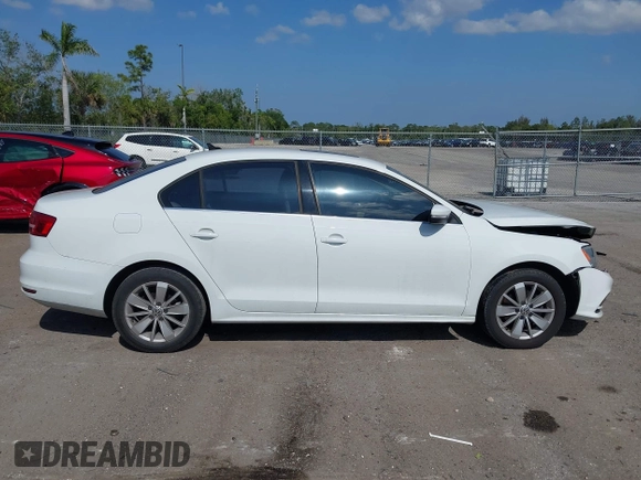 2015 Volkswagen Jetta SE с VIN 3VWD17AJXFM327152, выставлен на аукционе IAAI как лот 42055458 с пробегом 69 412 миль миль и . История ставок и продаж доступна на DreamBid. Изображение 14.