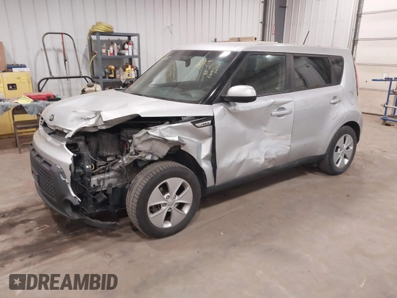 2016 Kia Soul with VIN KNDJN2A21G7869371, listed as a IAAI auction lot 40902645 with 88,414 mi miles. Bid and sale history available at carsss.com. Image 2.