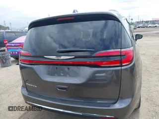 2022 Chrysler Pacifica Touring L z VIN 2C4RC1BG0NR134194, wystawiony jako IAAI lot #42082795 z przebiegiem 98 845 mil mil oraz . Historia ofert i sprzedaży dostępna na DreamBid. Obrazek 17.