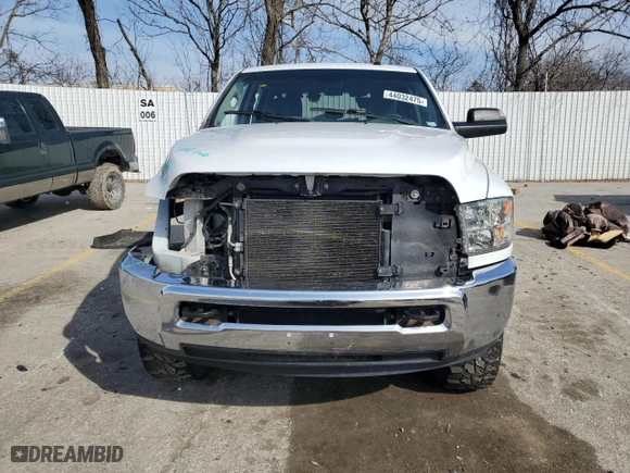 2018 Ram 2500 Tradesman with VIN 3C6UR5CL7JG108890, listed as a Copart auction lot 44032475 with 243,606 mi miles and Salvage Title. Bid and sale history available at carsss.com. Image 5.