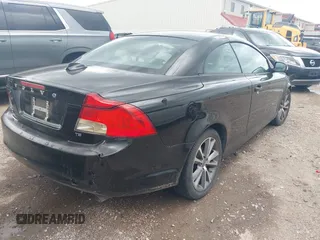 2011 Volvo C70 with VIN YV1672MC9BJ107979, listed as a IAAI auction lot 42685668 with 108,462 mi miles and . Bid and sale history available at DreamBid. Image 4.
