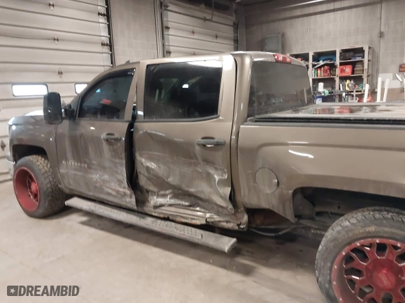 2014 Chevrolet Silverado 1500 LT with VIN 3GCUKREH6EG558016, listed as a IAAI auction lot 41509760 with 271,573 mi miles. Bid and sale history available at carsss.com. Image 6.