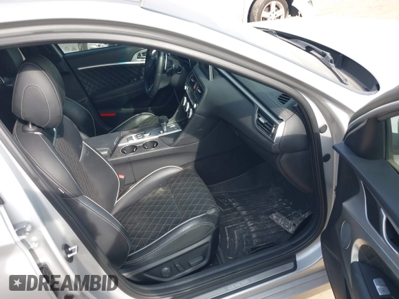 2019 Genesis G70 2.0T Advanced with VIN KMTG44LA2KU034212, listed as a IAAI auction lot 41780111 with 48,222 mi miles. Bid and sale history available at carsss.com. Image 5.