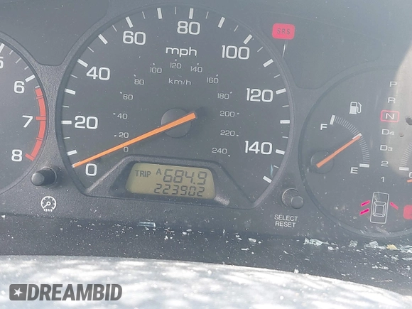 2002 Honda Accord LX z VIN 1HGCG56402A174052, wystawiony jako IAAI lot #42400300 z przebiegiem 223 902 mil mil oraz . Historia ofert i sprzedaży dostępna na DreamBid. Obrazek 15.