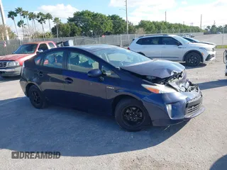 2015 Toyota Prius Four with VIN JTDKN3DU0F0453018, listed as a IAAI auction lot 41309334 with 112,565 mi miles. Bid and sale history available at carsss.com. Image 1.