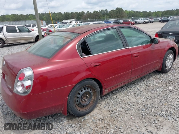 2006 Nissan Altima 2.5 S with VIN 1N4AL11D86C214072, listed as a IAAI auction lot 41982628 with 7,477,147 mi miles. Bid and sale history available at carsss.com. Image 4.