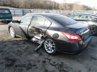 2010 Nissan Maxima SV z VIN 1N4AA5AP6AC838629, wystawiony jako IAAI lot #41005123 z przebiegiem 230 559 mil mil oraz . Historia ofert i sprzedaży dostępna na DreamBid. Obrazek 3.
