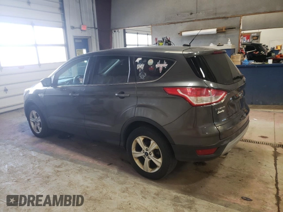 2016 Ford Escape SE z VIN 1FMCU9GX7GUA06269, wystawiony jako Copart lot #51110775 z przebiegiem 131 959 mil mil oraz Czysty tytuł • Clean title. Historia ofert i sprzedaży dostępna na DreamBid. Obrazek 2.