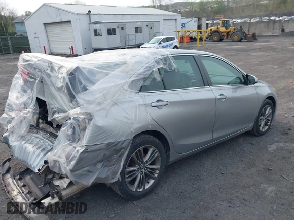 2015 Toyota Camry XLE with VIN 4T1BF1FK1FU947213, listed as a IAAI auction lot 42124396 with 246,344 mi miles and . Bid and sale history available at DreamBid. Image 4.