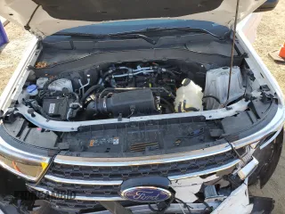 2022 Ford Explorer XLT with VIN 1FMSK8DH0NGB64957, listed as a Copart auction lot 54223705 with 18,467 mi miles and Salvage Title. Bid and sale history available at DreamBid. Image 12.