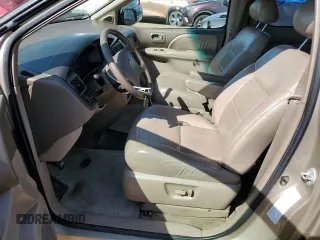 2000 Toyota Sienna LE with VIN 4T3ZF13C3YU229328, listed as a Copart auction lot 70880244 with 201,464 mi miles and Salvage Title. Bid and sale history available at carsss.com. Image 7.