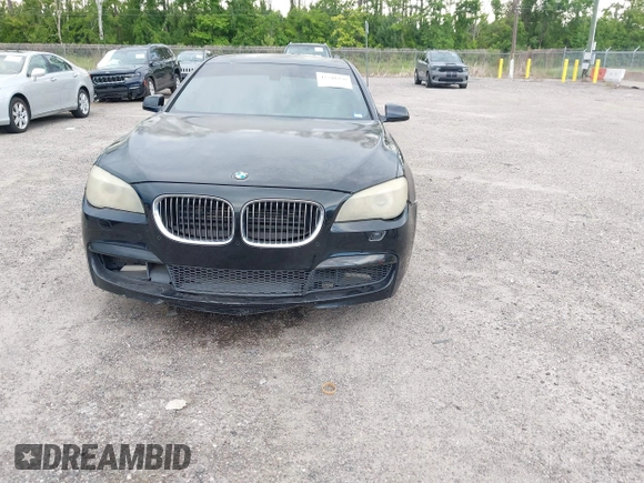 2011 BMW 7 Series 750Li с VIN WBAKB8C55BC852304, выставлен на аукционе IAAI как лот 42548356 с пробегом 166 529 миль миль и . История ставок и продаж доступна на DreamBid. Изображение 6.