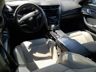 2017 Cadillac CTS-V z VIN 1G6A15S64H0154435, wystawiony jako Copart lot #52790545 z przebiegiem Nie podano mil oraz Tytuł czysty. Historia ofert i sprzedaży dostępna na DreamBid. Obrazek 8.