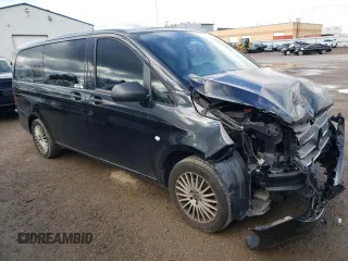2018 Mercedes-Benz Metris with VIN WD4BG2EE8J3453759, listed as a Copart auction lot 82055214 with 81,801 mi miles and Salvage Title. Bid and sale history available at DreamBid. Image 4.