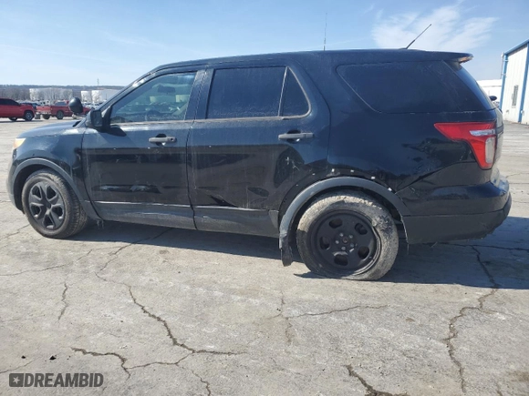 2013 Ford Utility Police Interceptor with VIN 1FM5K8AR4DGC30841, listed as a Copart auction lot 86616574 with 138,157 mi miles and Salvage Title. Bid and sale history available at carsss.com. Image 2.