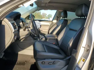 2021 Volkswagen Atlas SEL R-Line with VIN 1V2SR2CA2MC536126, listed as a Copart auction lot 77380434 with 29,550 mi miles and Salvage title. Bid and sale history available at DreamBid. Image 7.