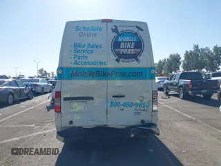 2013 Nissan NV SV с VIN 1N6AF0LY0DN108144, выставлен на аукционе IAAI как лот 42701590 с пробегом 180 895 миль миль и . История ставок и продаж доступна на DreamBid. Изображение 16.