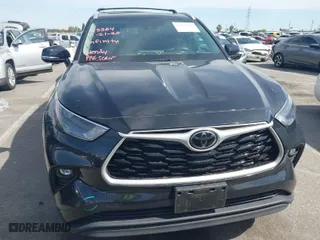 2023 Toyota Highlander L with VIN 5TDKDRAHXPS004411, listed as a IAAI auction lot 41754505 with 24,270 mi miles. Bid and sale history available at carsss.com. Image 12.