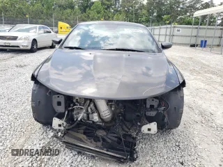 2016 Chrysler 200 S z VIN 1C3CCCBB7GN127902, wystawiony jako Copart lot #57384865 z przebiegiem 109 212 mil mil oraz Szkoda całkowita • Salvage title. Historia ofert i sprzedaży dostępna na DreamBid. Obrazek 5.