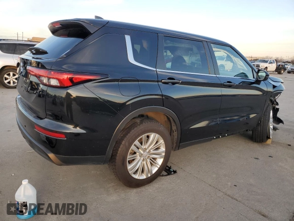 2023 Mitsubishi Outlander ES z VIN JA4J3TA80PZ028740, wystawiony jako Copart lot #42343545 z przebiegiem 26 206 mil mil oraz Szkoda całkowita • Salvage title. Historia ofert i sprzedaży dostępna na DreamBid. Obrazek 3.