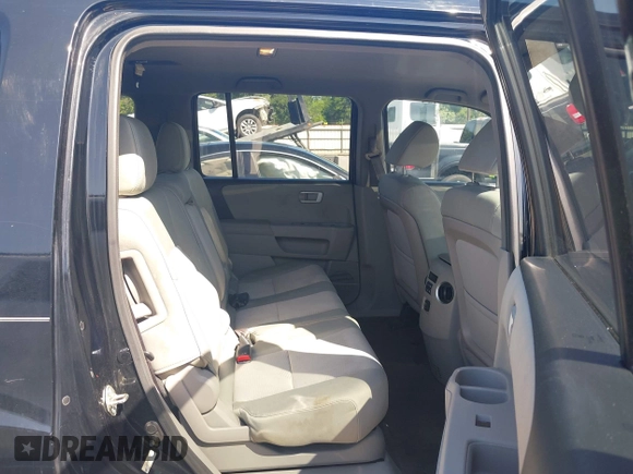 2015 Honda Pilot LX with VIN 5FNYF3H29FB016474, listed as a IAAI auction lot 41976782 with 200,692 mi miles and . Bid and sale history available at carsss.com. Image 8.
