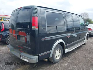 1999 Chevrolet Chevy Van z VIN 1GBFG15M0X1048842, wystawiony jako IAAI lot #41978139 z przebiegiem 188 274 mil mil oraz . Historia ofert i sprzedaży dostępna na DreamBid. Obrazek 4.