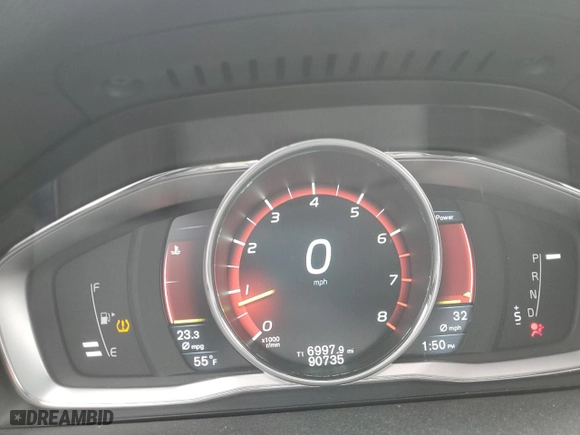 2016 Volvo V60 Cross Country T5 with VIN YV4612HK2G1004819, listed as a Copart auction lot 49656705 with 90,735 mi miles and Salvage Title. Bid and sale history available at carsss.com. Image 9.