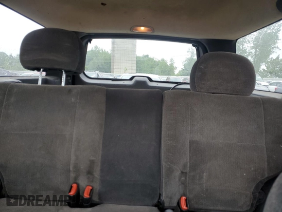 2000 Jeep Grand Cherokee Laredo z VIN 1J4GW48S1YC326453, wystawiony jako Copart lot #57332675 z przebiegiem 290 059 mil mil oraz Czysty tytuł • Clean title. Historia ofert i sprzedaży dostępna na DreamBid. Obrazek 10.