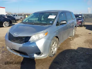 2013 Toyota Sienna L with VIN 5TDZK3DC8DS399346, listed as a IAAI auction lot 41312294 with 160,332 mi miles and . Bid and sale history available at DreamBid. Image 17.