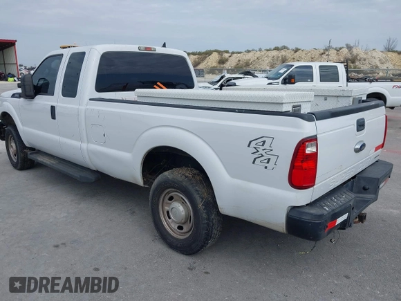 2014 Ford F-250 XL z VIN 1FT7X2B66EEB68940, wystawiony jako IAAI lot #41540708 z przebiegiem 145 114 mil mil oraz . Historia ofert i sprzedaży dostępna na DreamBid. Obrazek 3.
