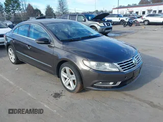 2013 Volkswagen CC Sport with VIN WVWBN7AN4DE516691, listed as a IAAI auction lot 41606473 with 109,711 mi miles and . Bid and sale history available at DreamBid. Image 1.
