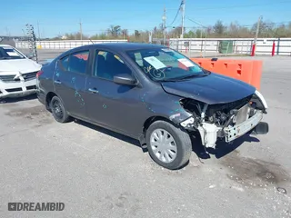 2019 Nissan Versa Sedan SV with VIN 3N1CN7AP1KL881397, listed as a IAAI auction lot 41770138 with 122,613 mi miles. Bid and sale history available at carsss.com. Image 1.