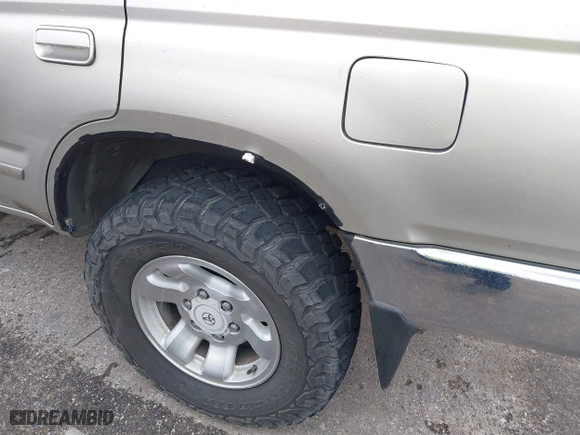 2000 Toyota 4Runner SR5 with VIN JT3HN86R1Y0301238, listed as a IAAI auction lot 41896529 with 317,095 mi miles. Bid and sale history available at carsss.com. Image 6.