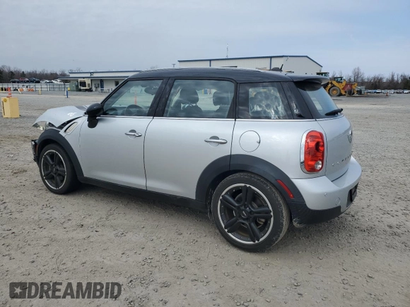 2016 MINI Countryman with VIN WMWZB3C50GWR48610, listed as a Copart auction lot 44028035 with 69,801 mi miles and Salvage title. Bid and sale history available at DreamBid. Image 2.