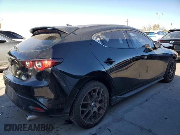 2022 Mazda Mazda3 Hatchback Premium with VIN JM1BPAML1N1503181, listed as a Copart auction lot 81117404 with 44,067 mi miles and Salvage Title. Bid and sale history available at carsss.com. Image 3.