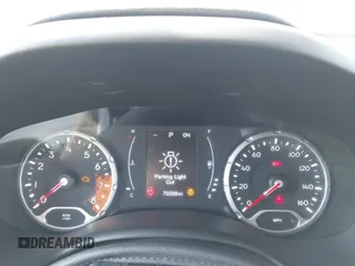 2018 Jeep Renegade Altitude с VIN ZACCJABB9JPH31455, выставлен на аукционе IAAI как лот 41722675 с пробегом 70 338 миль миль и . История ставок и продаж доступна на DreamBid. Изображение 7.