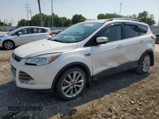 2014 Ford Escape SE z VIN 1FMCU9G92EUC58400, wystawiony jako Copart lot #60491005 z przebiegiem 72 462 mil mil oraz Szkoda całkowita • Salvage title. Historia ofert i sprzedaży dostępna na DreamBid. Obrazek 1.