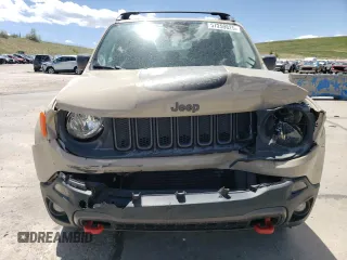 2017 Jeep Renegade Trailhawk with VIN ZACCJBCBXHPE97129, listed as a Copart auction lot 57259825 with 71,380 mi miles and Non repairable. Bid and sale history available at DreamBid. Image 5.
