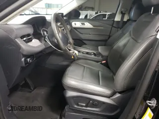 2025 Ford Explorer Active with VIN 1FMUK8DH4SGA36998, listed as a Copart auction lot 85252524 with 2,843 mi miles and Salvage Title. Bid and sale history available at carsss.com. Image 7.