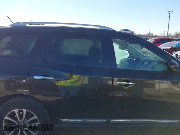 2016 Nissan Pathfinder S z VIN 5N1AR2MN4GC646951, wystawiony jako IAAI lot #41411060 z przebiegiem 121 690 mil mil oraz . Historia ofert i sprzedaży dostępna na DreamBid. Obrazek 13.