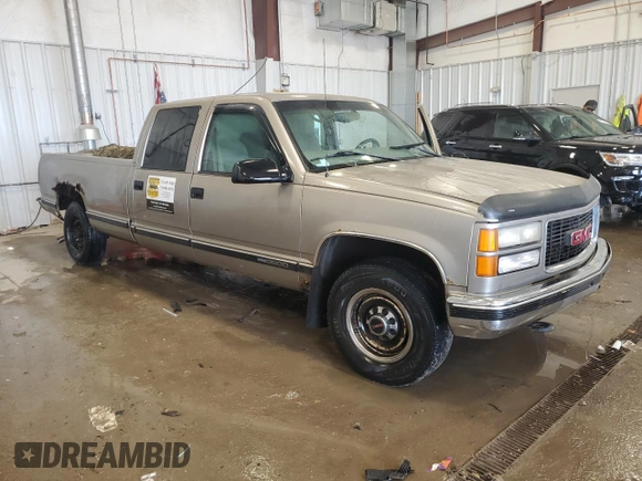 2000 GMC Sierra 1500 with VIN 1GTGC33J5YF462705, listed as a Copart auction lot 89203555 with Not Provided miles and Non Repairable. Bid and sale history available at DreamBid. Image 4.