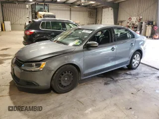 2012 Volkswagen Jetta SE with VIN 3VWDX7AJ1CM344402, listed as a Copart auction lot 69927324 with 173,569 mi miles and Salvage title. Bid and sale history available at DreamBid. Image 1.