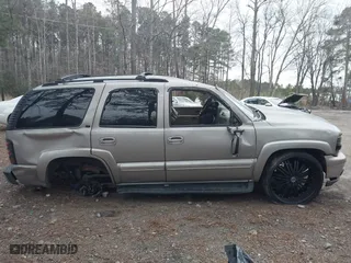 2003 Chevrolet Tahoe LT with VIN 1GNEC13Z73J206953, listed as a IAAI auction lot 41257879 with 186,590 mi miles. Bid and sale history available at carsss.com. Image 13.