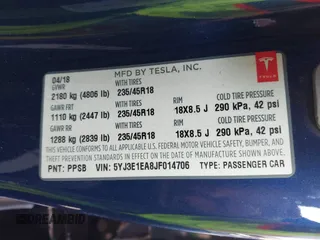 2018 Tesla Model 3 Long Range Battery z VIN 5YJ3E1EA8JF014706, wystawiony jako IAAI lot #41453650 z przebiegiem 68 037 mil mil oraz . Historia ofert i sprzedaży dostępna na DreamBid. Obrazek 9.
