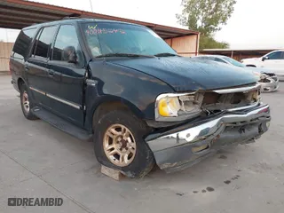 1999 Ford Expedition XLT with VIN 1FMRU1763XLC19020, listed as a IAAI auction lot 40845242 with 225,728 mi miles. Bid and sale history available at carsss.com. Image 1.