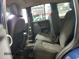 2004 Jeep Liberty Limited z VIN 1J4GL58KX4W101374, wystawiony jako Copart lot #51080895 z przebiegiem 288 747 mil mil oraz Szkoda całkowita • Salvage title. Historia ofert i sprzedaży dostępna na DreamBid. Obrazek 10.