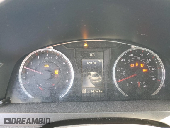 2015 Toyota Camry XLE with VIN 4T1BF1FK3FU034002, listed as a Copart auction lot 50217805 with 140,523 mi miles and Salvage Title. Bid and sale history available at carsss.com. Image 9.